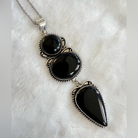 925 MASSIVE! Triple Onyx Protection Pendant Necklace - Picture 4 of 6